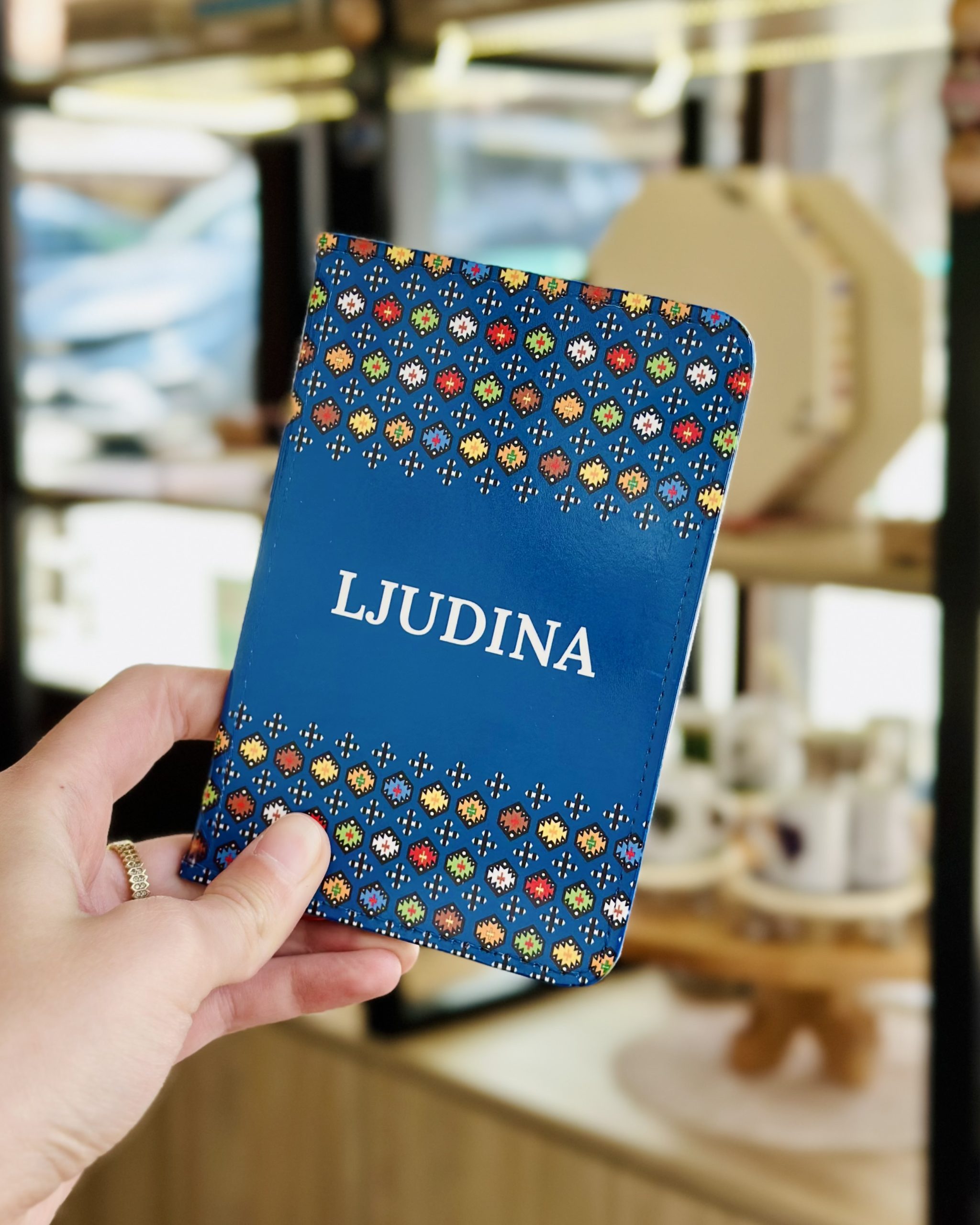 futrolica za pasoš ljudina